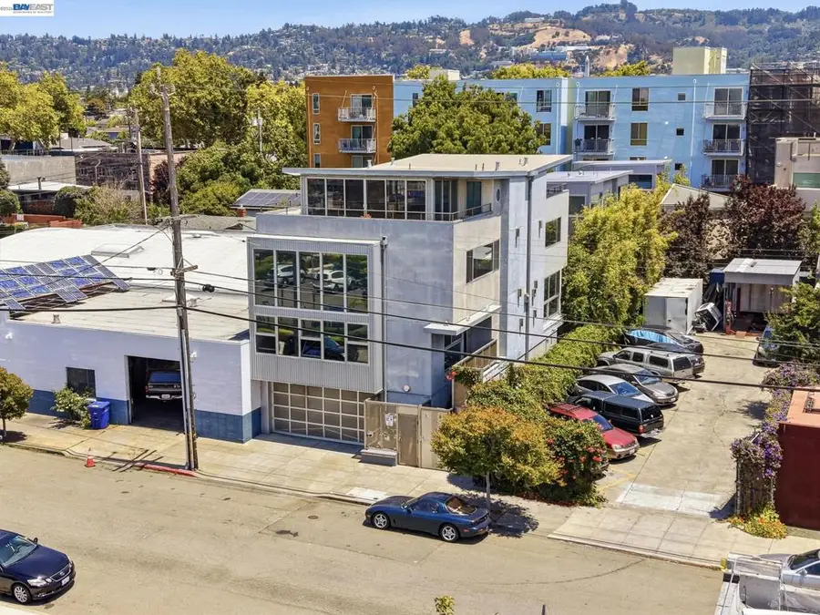 2709 10th St #D, Berkeley, CA 94710 - #2