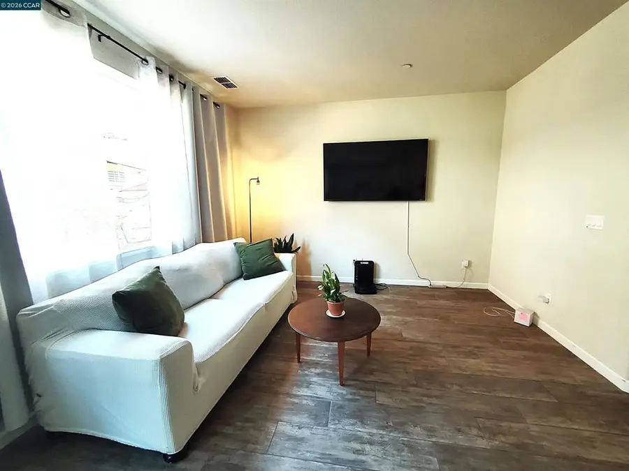 3821 Lookout Dr, Modesto, CA 95355 - #3