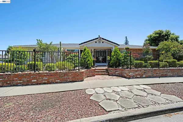 1742 Mendocino Dr, Concord, CA 94521
