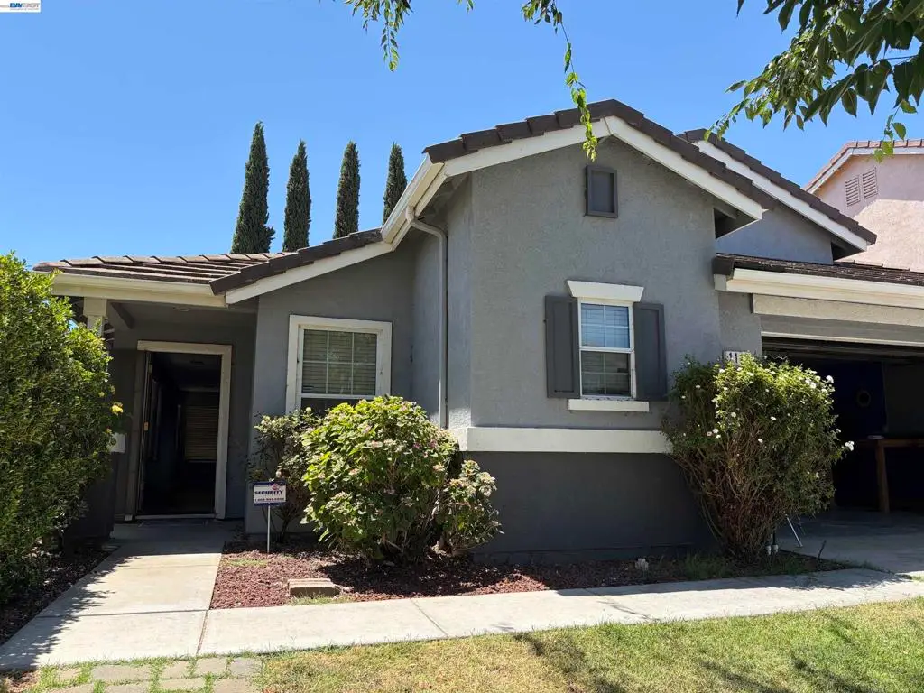 1112 Yellowhammer Dr, Patterson, CA 95363 - #1