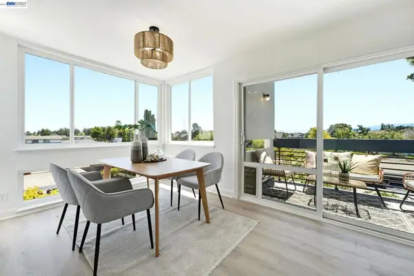 1075 Shell Blvd #11, Foster City, CA 94404