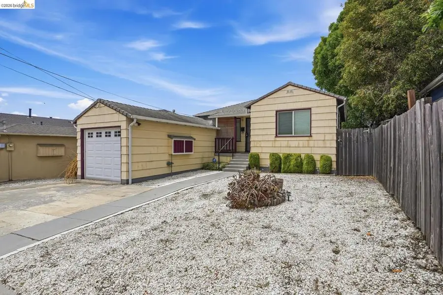 143 S 42nd St, Richmond, CA 94804 - #3