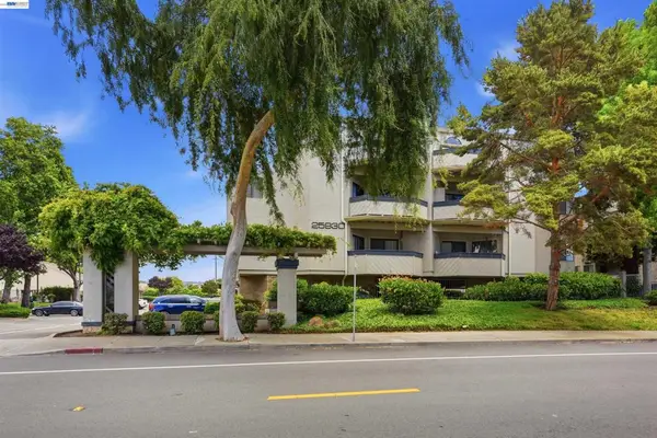 25930 Kay Ave #302, Hayward, CA 94545