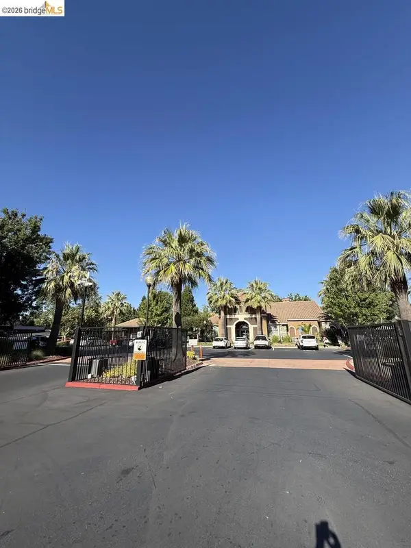 8434 Walerga Rd #APT 315, Antelope, CA 95843