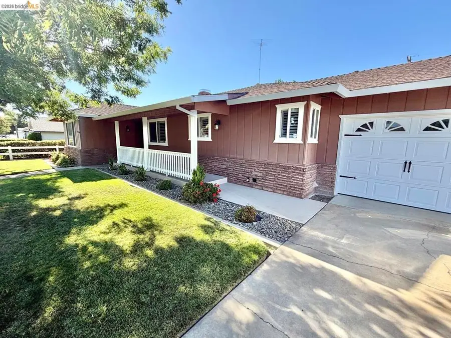 395 North Ave, Turlock, CA 95382 - #2