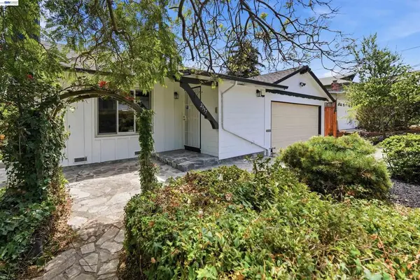 2337 Bentley Ct, Castro Valley, CA 94546