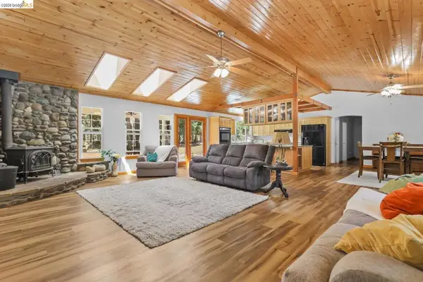 31444 Emigrant Trl, Shingletown, CA 96088