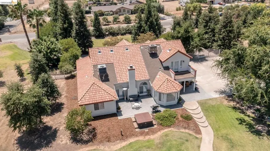 5232 Horseshoe Bend Ave, Clovis, CA 93619 - #2