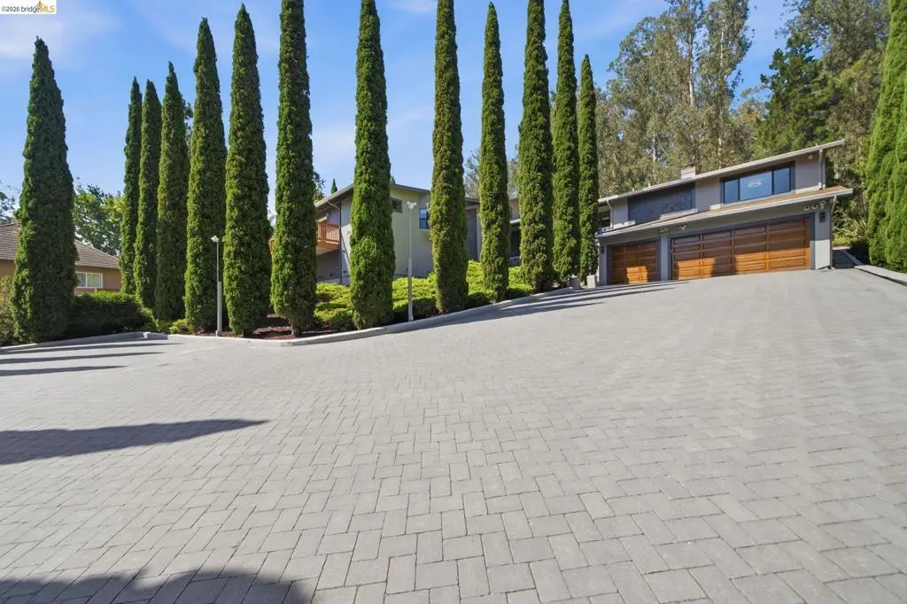 11133 Golf Links Rd, Oakland, CA 94605 - #1