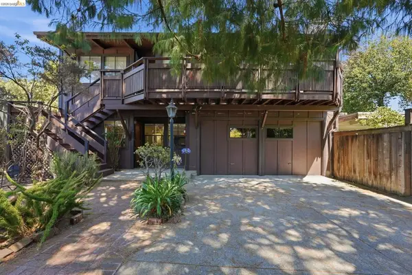 2915 Benvenue Ave #C, Berkeley, CA 94705