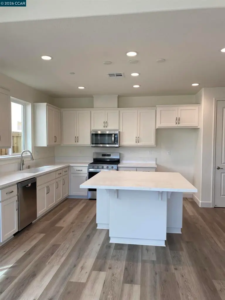527 Yarrow Drive, Fairfield, CA 94534 - #3