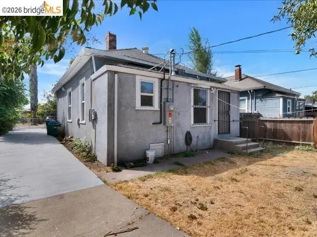 2487 E Sonora St, Stockton, CA 95205 - #2