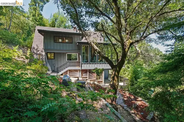 26 Fern Way, Orinda, CA 94563