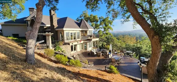 715 Castle Rock Rd, Walnut Creek, CA 94598