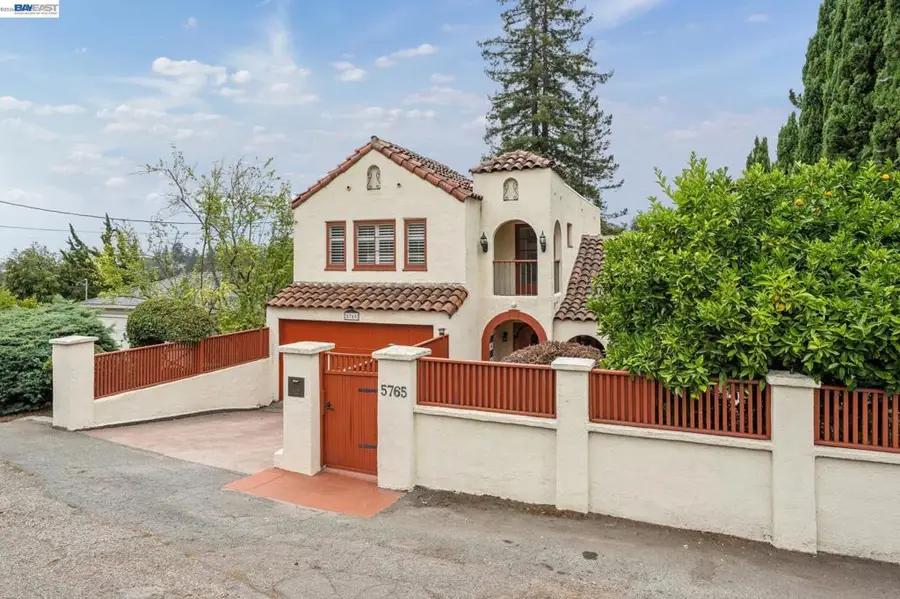 5765 Colton Blvd, Oakland, CA 94611 - #3