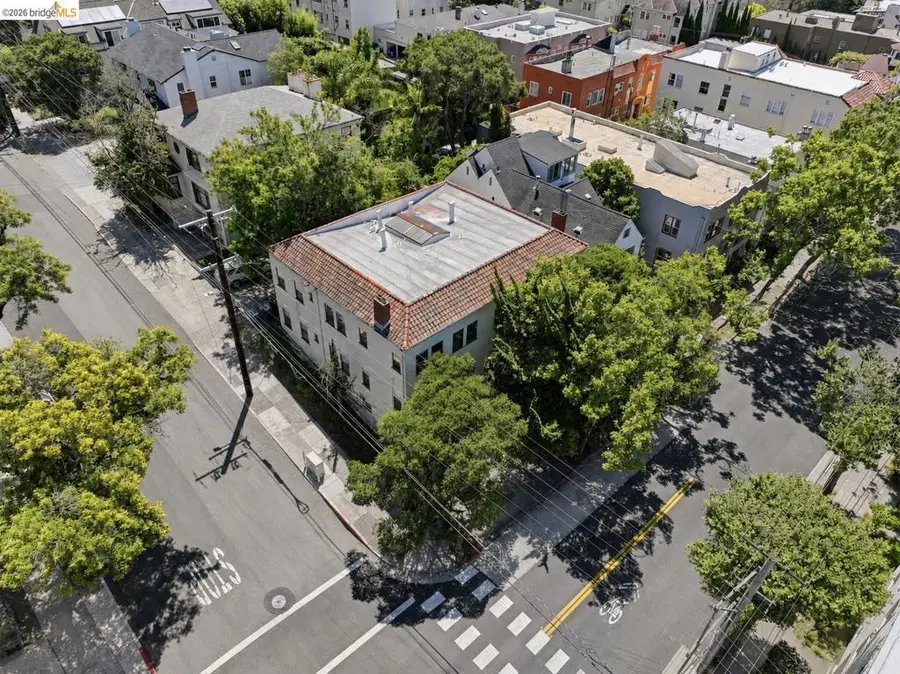 2522 Hilgard Ave, Berkeley, CA 94709 - #3
