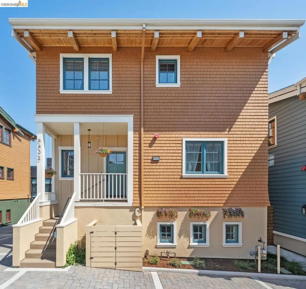 4432 Howe St, Oakland, CA 94611 - #1