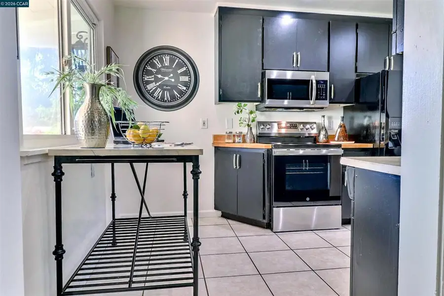1792 Sharon Dr, Concord, CA 94519 - #2
