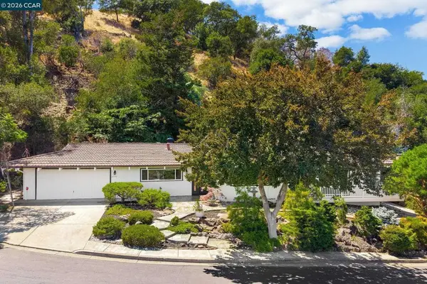 4050 Saint Marys St, Martinez, CA 94553