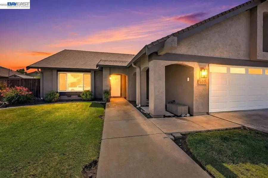 510 Forest Hills Dr, Tracy, CA 95376 - #2