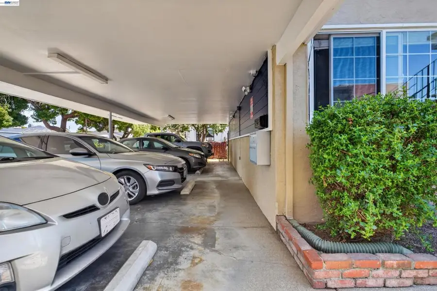 2318 Lowell Avenue, Richmond, CA 94804 - #3