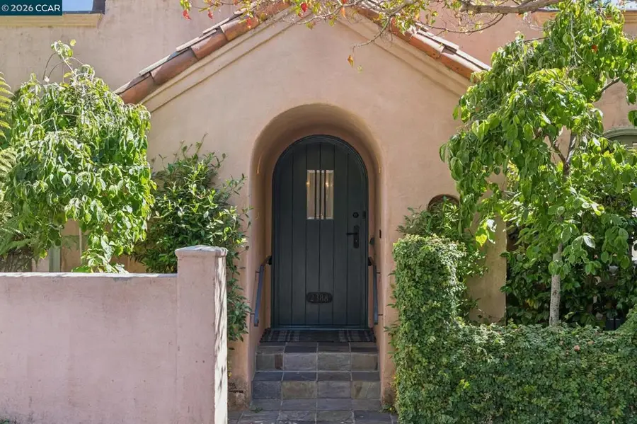 2388 Vine St, Berkeley, CA 94708 - #2
