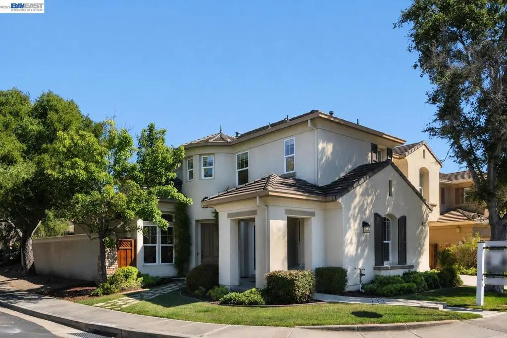 5099 Round Hill Dr, Dublin, CA 94568 - #1