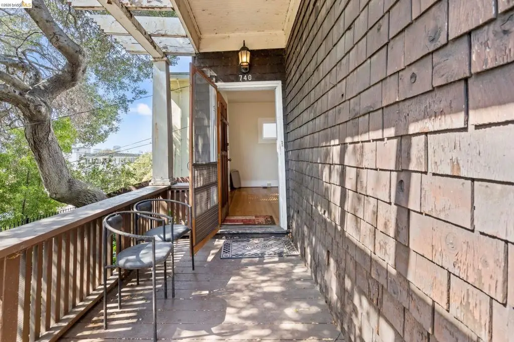 738 E 19th St, Oakland, CA 94606 - #1