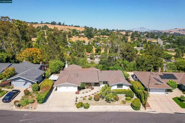 61 Sullivan Dr, Moraga, CA 94556