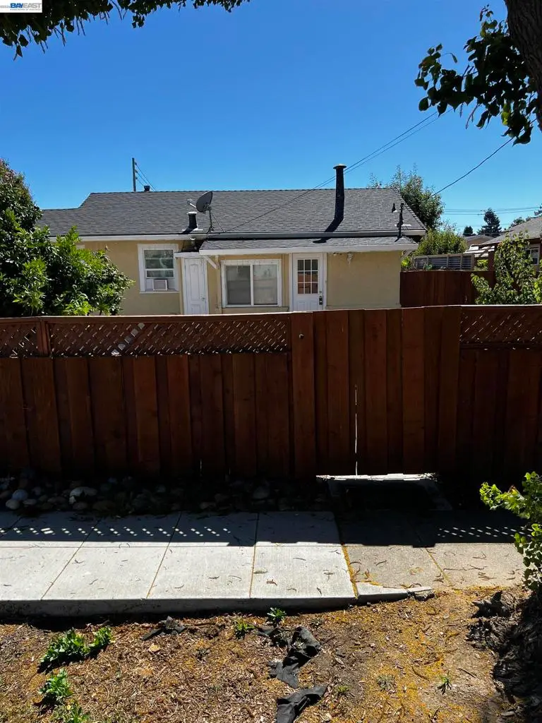 1203 H St, Union City, CA 94587 - #2