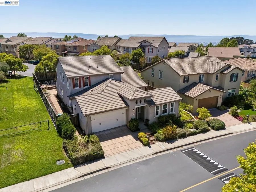 123 Benmore Dr, Hayward, CA 94542 - #2