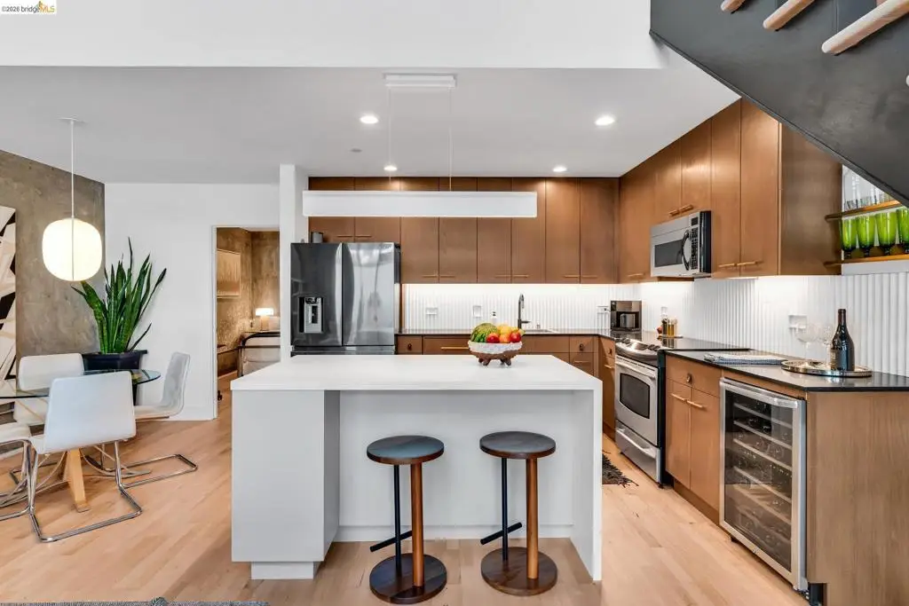 311 Oak St #102, Oakland, CA 94607 - #1