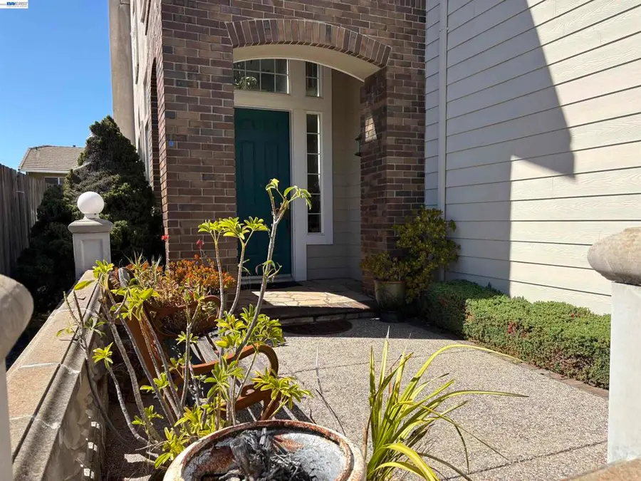 5162 Stone Canyon Dr, Castro Valley, CA 94552 - #3