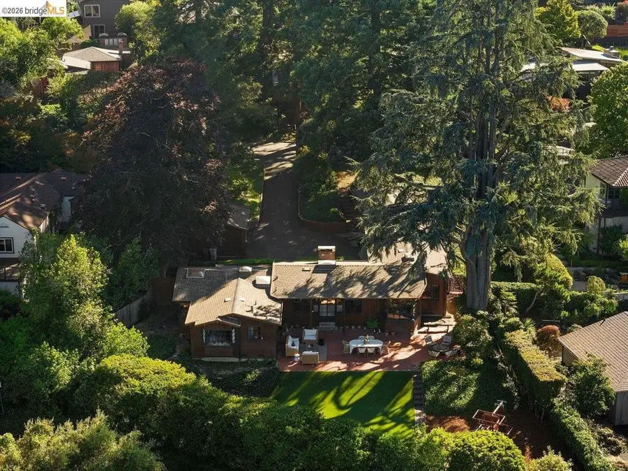 661 Woodmont Ave, Berkeley, CA 94708 - #2