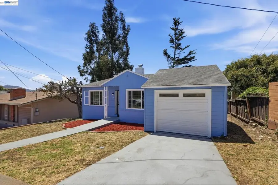 1333 Mariposa St, Richmond, CA 94804 - #2