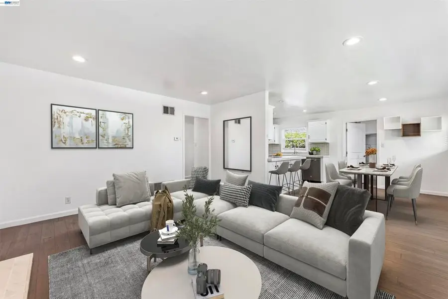 354 Berry Ave, Hayward, CA 94544 - #3