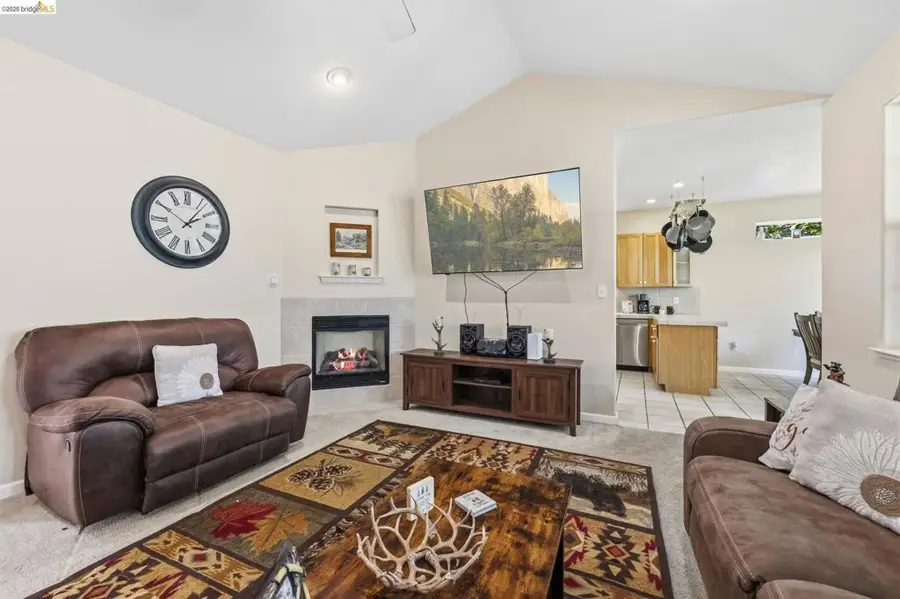 24230 N Oxbow Ln, Sonora, CA 95370 - #2