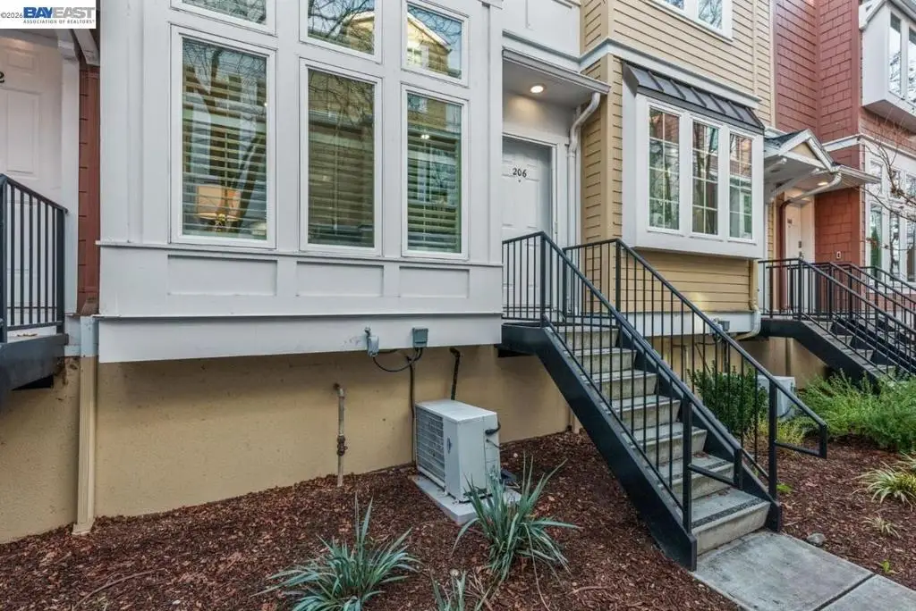 206 Grayson Ter, San Jose, CA 95126 - #1