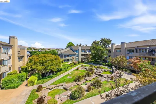 39206 Guardino Dr #302, Fremont, CA 94538