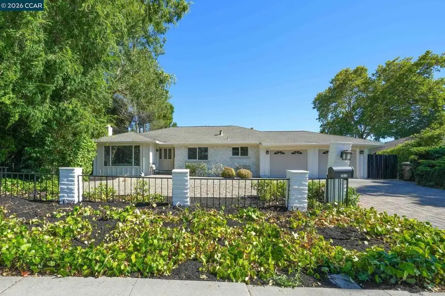 1517 Harlan Dr, Danville, CA 94526 - #2
