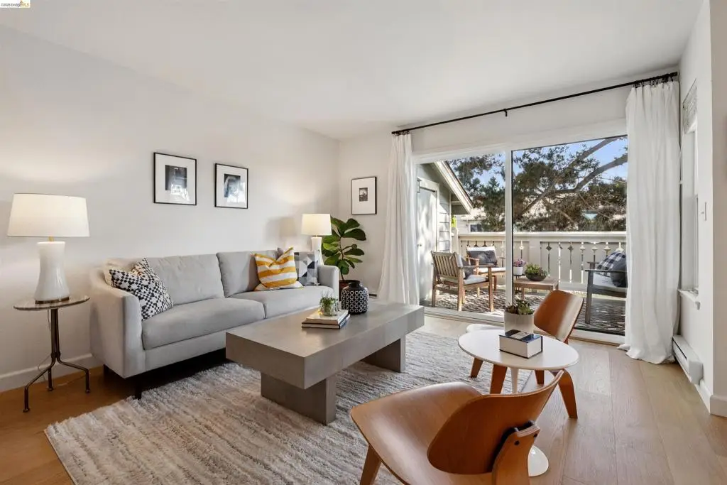 124 Lakeshore Ct, Richmond, CA 94804 - #1