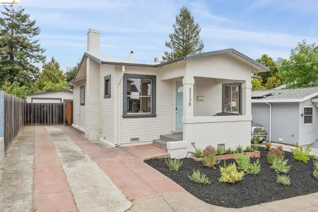 3238 Lynde St, Oakland, CA 94601 - #1