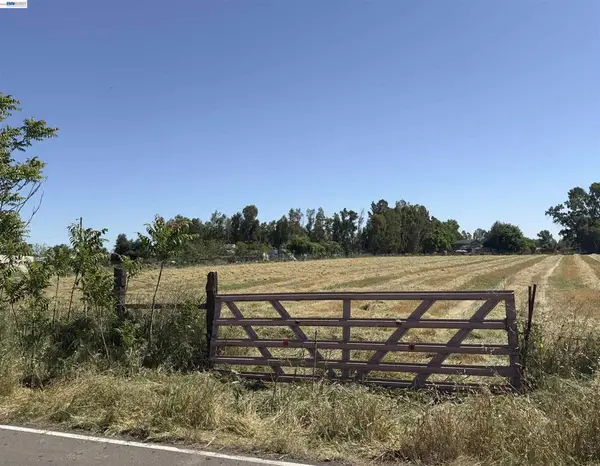 11880 E Ada, Stockton, CA 95215