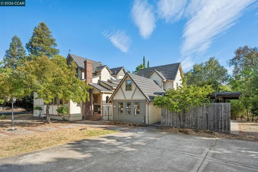 3386 Cowell Rd, Concord, CA 94518 - #2