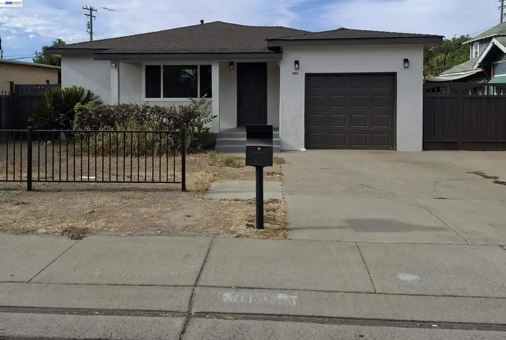201 Barozzi Ave, Modesto, CA 95351 - #1