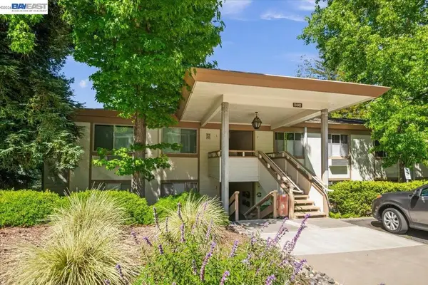 3441 Tice Creek Rd #4, Walnut Creek, CA 94595