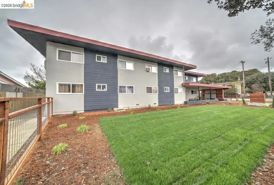 399 Schafer Rd, Hayward, CA 94544 - #2