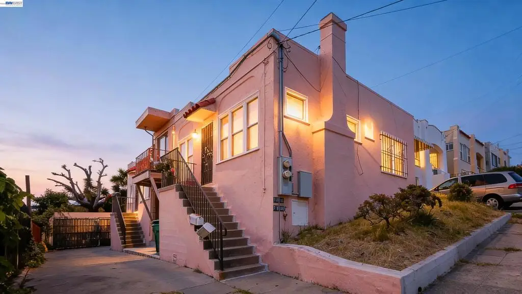 2121 17th Ave, Oakland, CA 94606 - #1