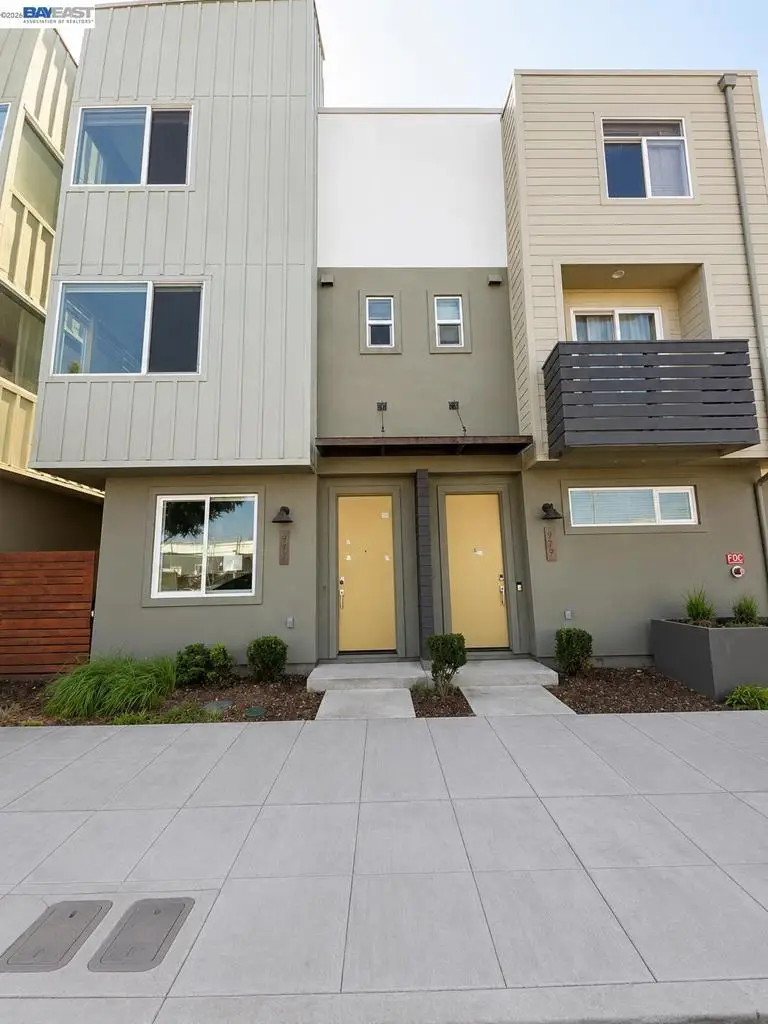 977 24th St, Oakland, CA 94607 - #2