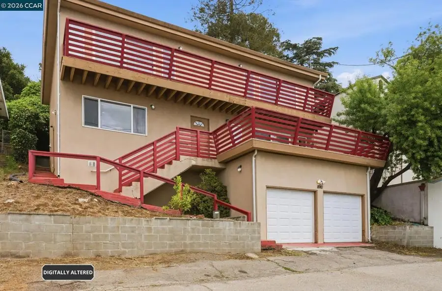 8910 Burr St, Oakland, CA 94605 - #2